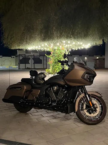 Indian Challenger Dark Horse 2022