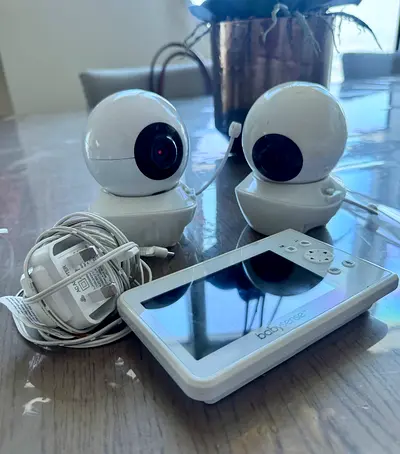 BabySense Video Baby Monitor with 2 Cameras and Split Screen Option