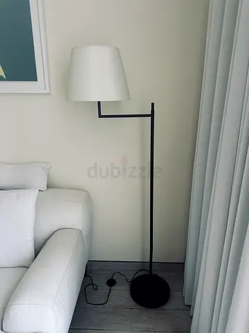 Minimalist Black Metal Floor Lamp with White Shade