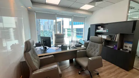 Premium Furnished | Near Metro | Burlington Tower