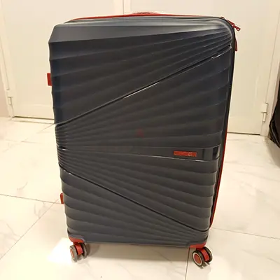Reflection Classy PP Suitcase, Durable, Lightweight Hardshell, Telescopic Handle, Vertical Series Tr