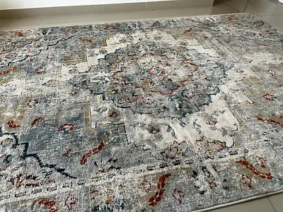 Modern Medallion Area Rug in Blue and Beige