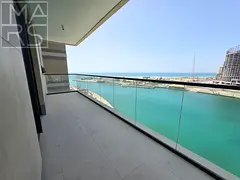 Corner 3bhk Apartment Full Beach and Sea Facing