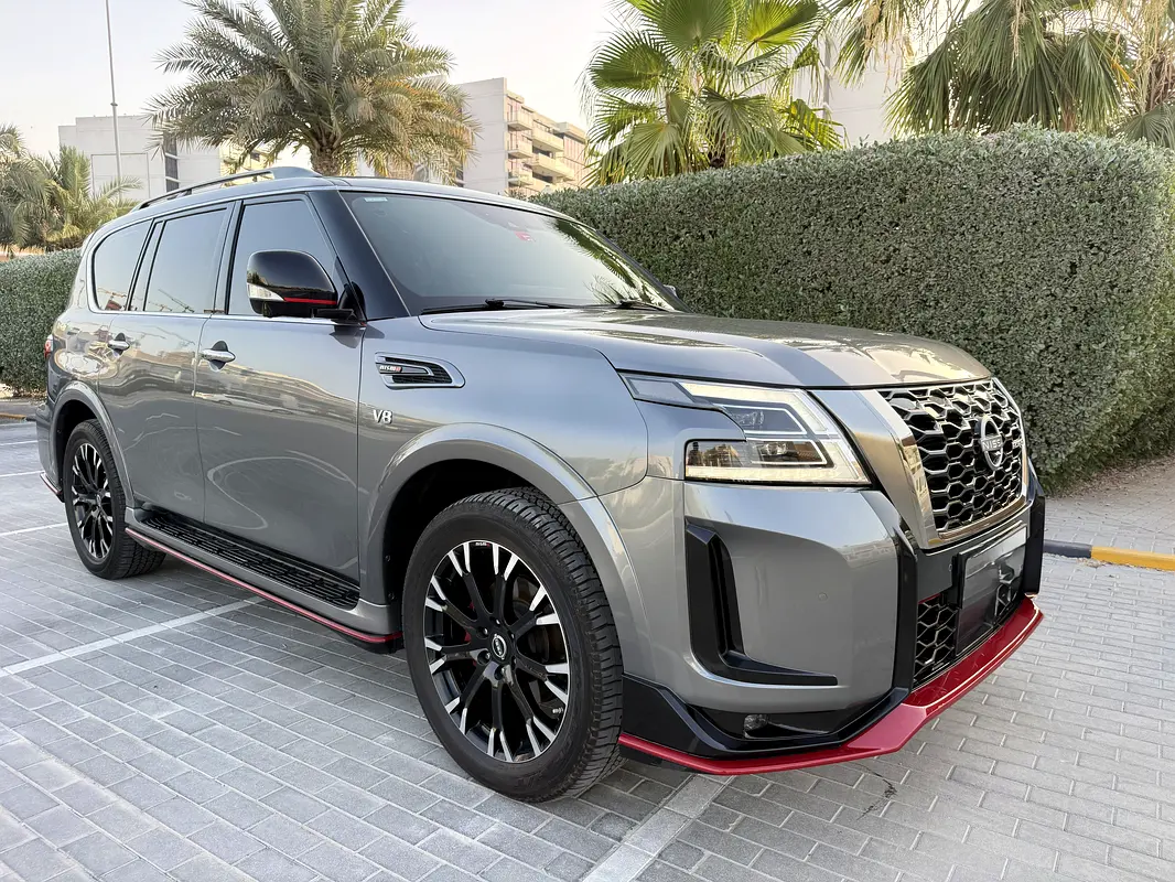 Nissan Patrol 2022 — photo 1 of 16
