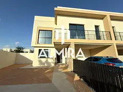 Duplex | Single Row | Corner | Type XS | Near The Park