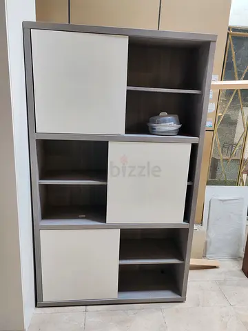 Modern Petra Bookcase - White from home center in excellent condition for sale free delivery