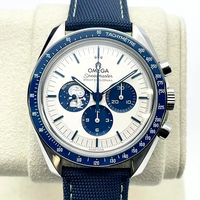 Omega Speedmaster Snoopy Silver Anniversary