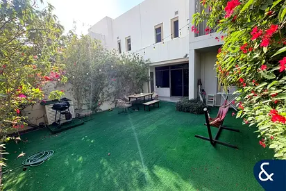 Pool & Park l Type 1 l Vacant on Transfer