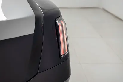 2024 ROLLS-ROYCE SPECTRE — миниатюра 20