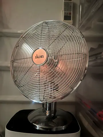 Ikon oscillating pedestal fan - working condition