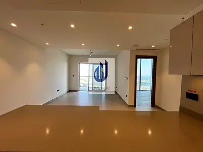 Lagoon view | High floors | 4 cheques