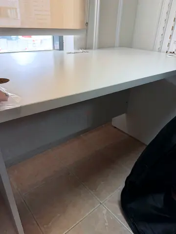White study/office desk