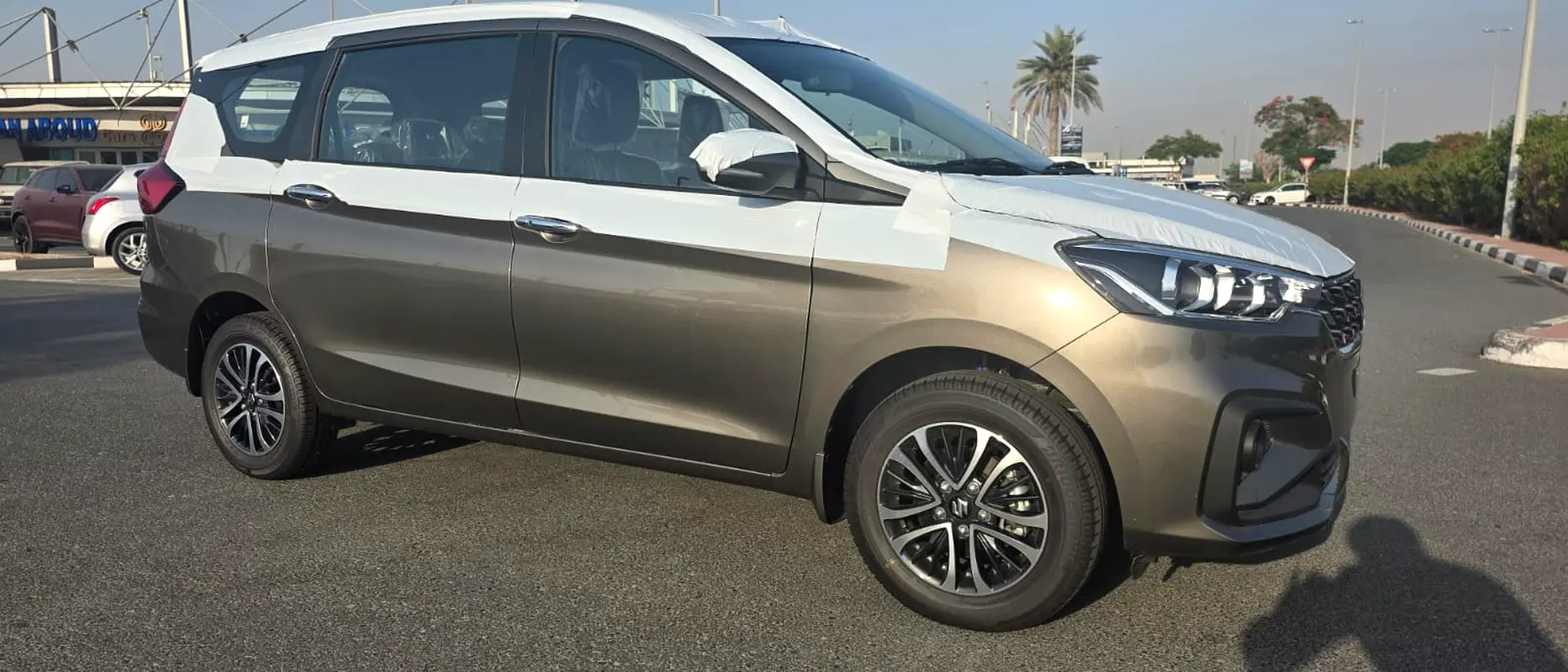 Suzuki Ertiga 2026 — photo 1 of 12