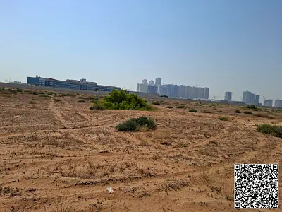 للبيع أرض سكنية تجارية مميزة في منطقة العامرة بإمارة عجمان، تقع على شارع رئيسي