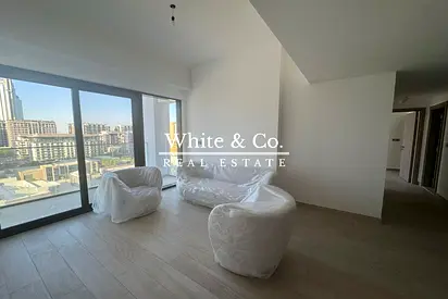 3 Bed - Azizi unfurnished modern layout