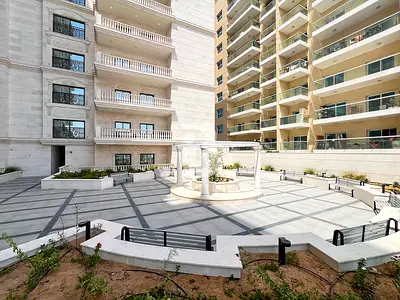 Unlock Luxury| 2BR Poolside Haven Brand New