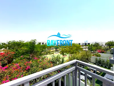 Vacant| Landscaped| Corner Villa| Near Pool| Ready