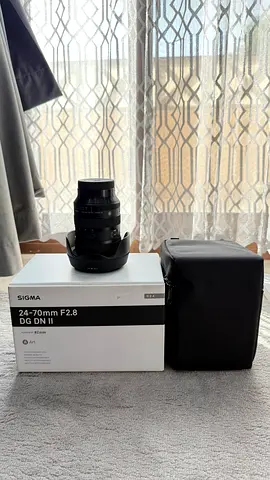 Sigma 24-70mm F2.8 DG DN II (Sony L-mount) with box and case