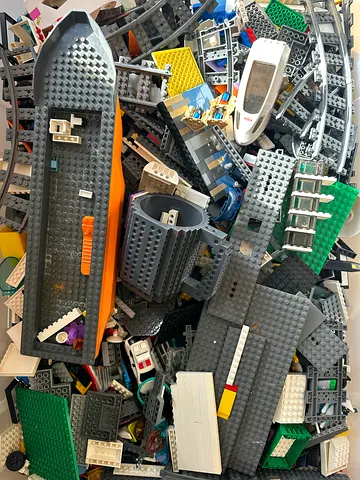 Lego miscellaneous pieces
