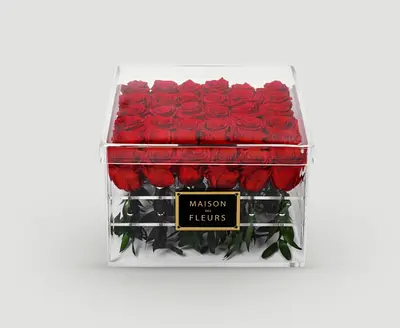 Maison des Fleurs Long Life Roses Actrylic box