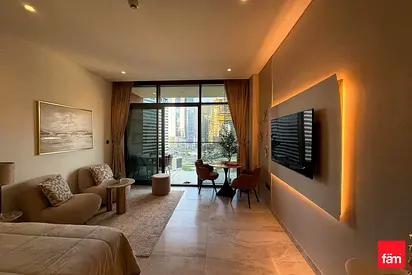 Burj Khalifa View | Four Cheques | Furnished