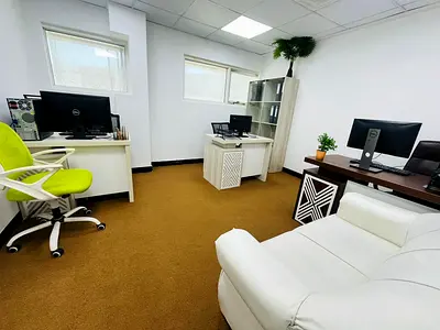 Maximize Your Business Efficiency in Our Flexible Office Spaces