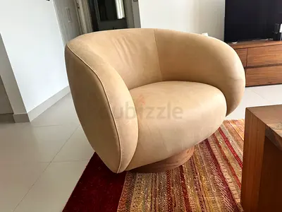 Crate  Barrel Kessler Leather Swivel Accent Chair – Like New