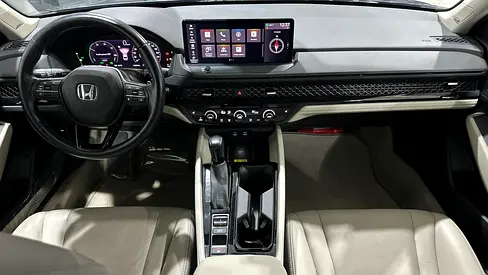 صورة 7 لـ 2023 Honda ACCORD