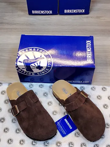 Birkenstock Boston Brown Suede Clogs - Size Unspecified, Like New