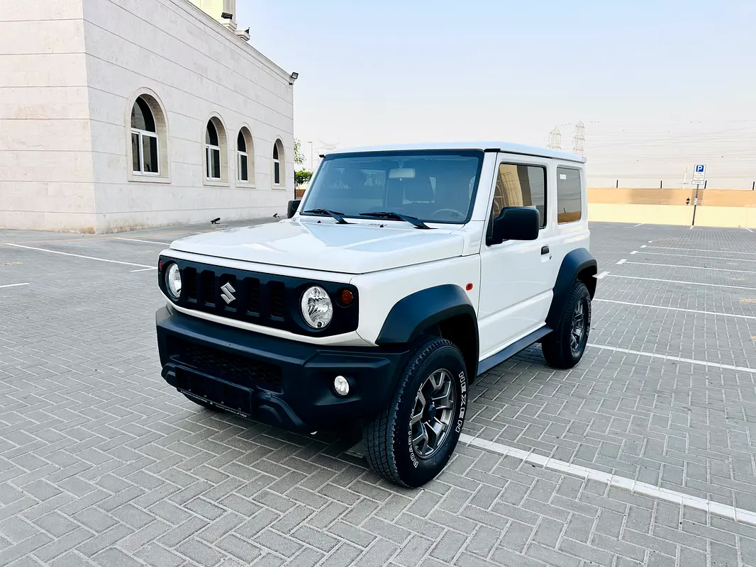 Suzuki Jimny 2021 — photo 1 of 17