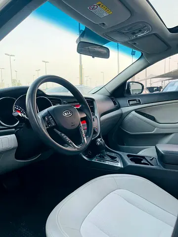 2010 KIA K5 照片 7