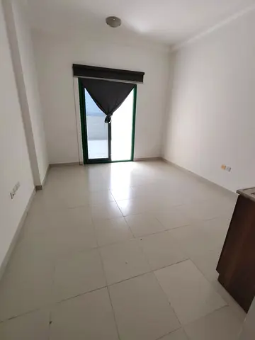 استوديو مميز للبيع في سمارت تاور الحليو 2 بعائد مرتفع