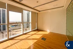 Modern Interior | Newly Renovated | Fitted