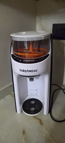 Baby Brezza Formula Pro Advanced - Automatic Baby Bottle Maker (Used)