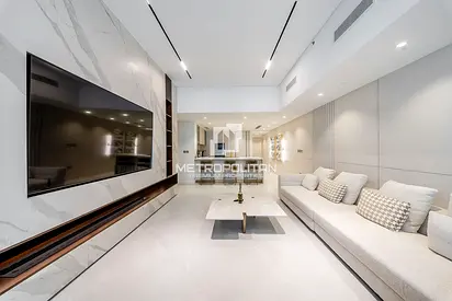 Refined Living | Fully Furnished | Bright Layout