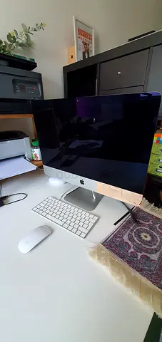 Apple iMac 21.5-inch All-in-One Desktop with Magic Keyboard  Mouse