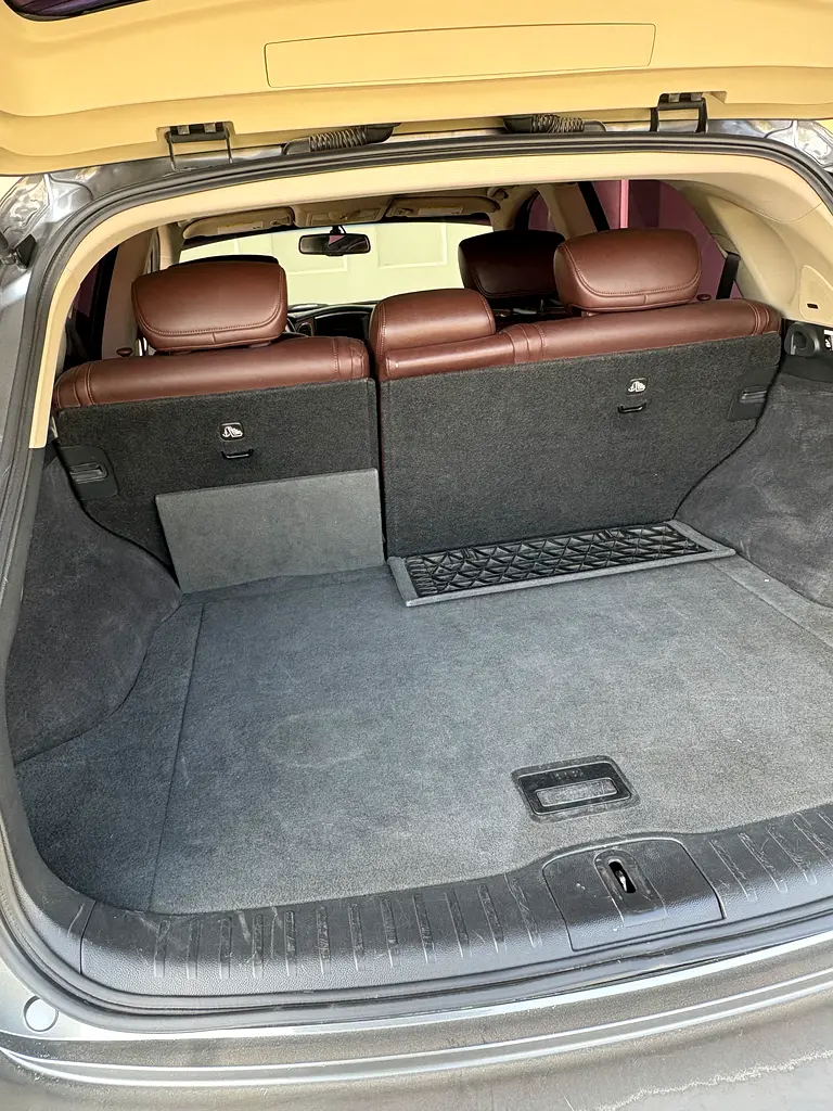 Infiniti QX50 2017 — photo 1 of 8