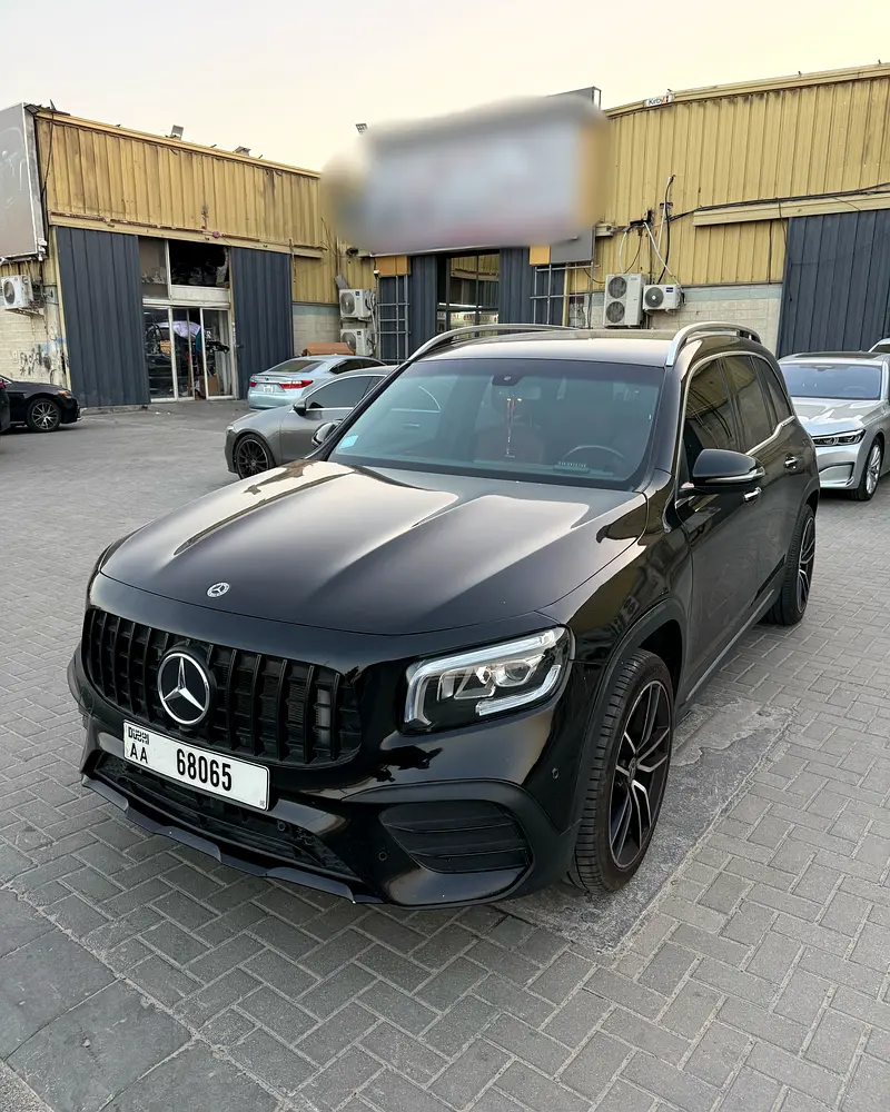 Mercedes-Benz GLB-Class 2020 — photo 1 of 10
