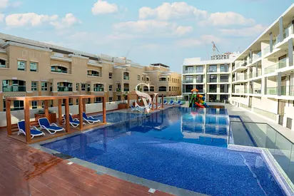 Pool View |Smart Home |White goods |Close to Mall