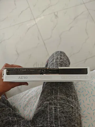 Gigabyte AERO 5080