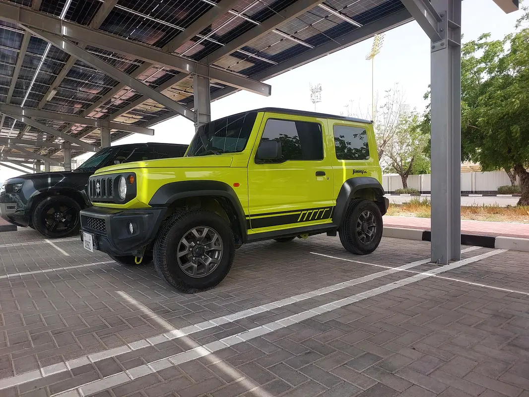 Suzuki Jimny 2022 — photo 1 of 17