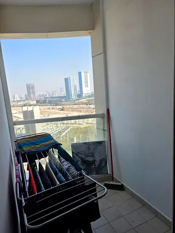 Bed space for a Bachelor