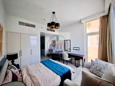 FURNISHED - POOL VIEW - MULTIPLE CHEQUE'S