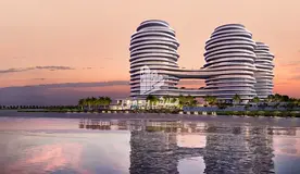 Sea View Penthouse I 17th floor I Waterfront living