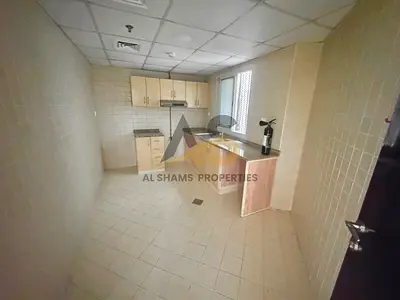 Stunning 1bhk with Balcony Parking Gym Mosque Prime location