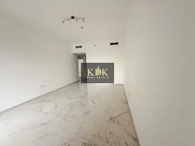 Spacious 2Br | Fitted Kitchen | Prime Location