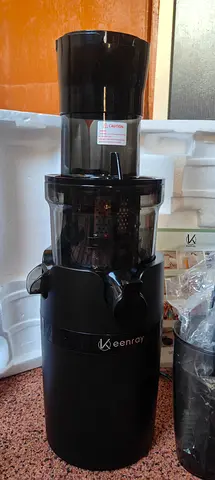 Keenray Slow Juicer / Cold Press Juicer (Model EL18) – Excellent Condition