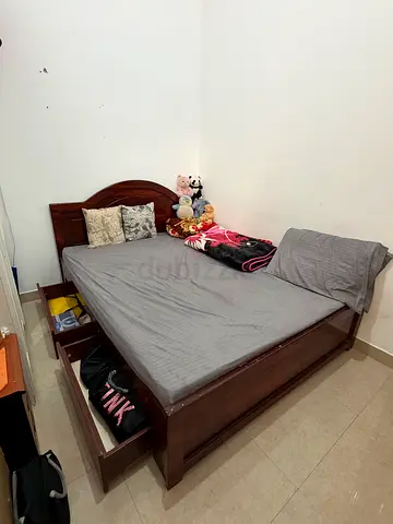 Urgent Sale Bed with Mattress in Abu Dhabi