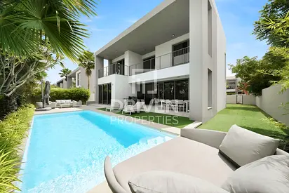 Landscaped Garden with Pool | Greenbelt Facing