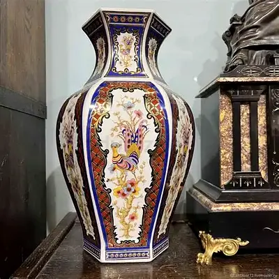 Large Decorative Porcelain Vase with Floral and Rooster Motif
